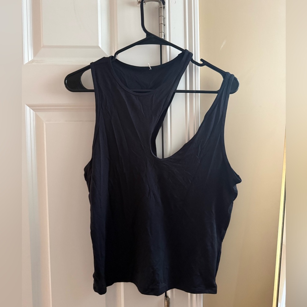 Lululemon Women’s Asymmetrical Top